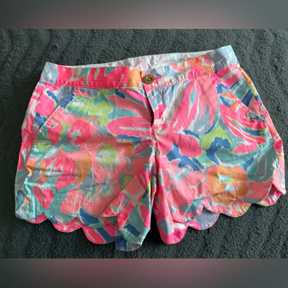Lilly Pulitzer Floral Scalloped Shorts